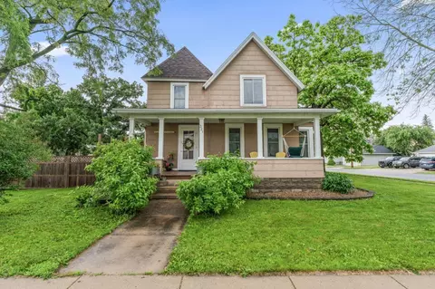 321 1st Ave SE, Pine Island, MN 55963