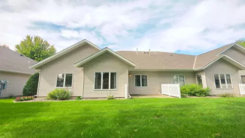 Exterior - 1106 Devito St #6, Marshall, MN 56258 photo 2 of 4