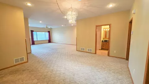 Living - 1106 Devito St #6, Marshall, MN 56258 photo 4 of 4