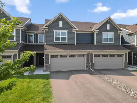 1998 Tyrone Dr, Shakopee, MN 55379