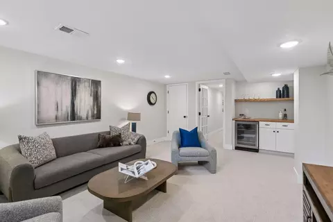 Living - 5724 Code Ave, Edina, MN 55436 photo 4 of 4