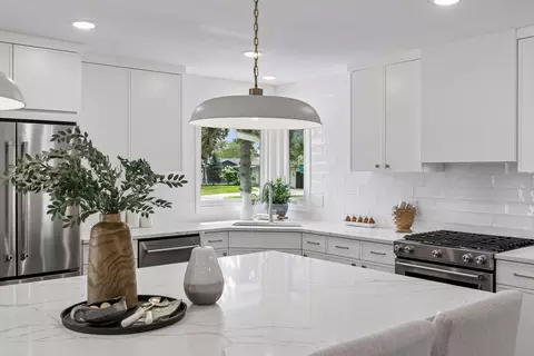 Kitchen - 5724 Code Ave, Edina, MN 55436 photo 3 of 7