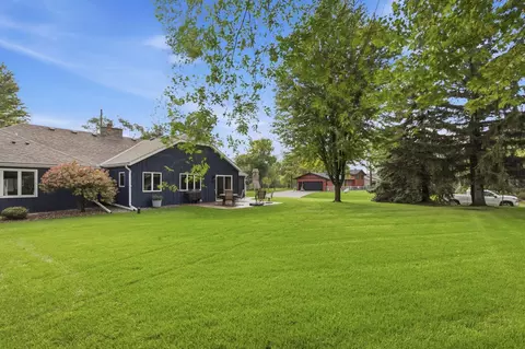 Exterior - 802 Aldon Dr, Saint Cloud, MN 56301 photo 5 of 8