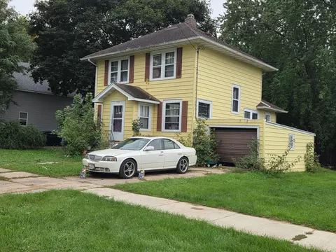506 5th St E, Albert Lea, MN 56007