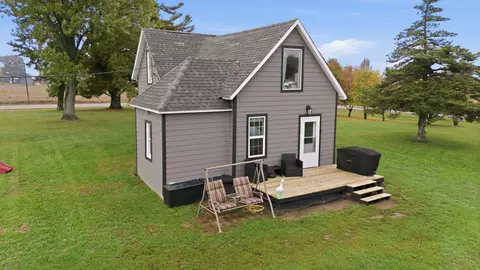 36858 Lily St NW, Cambridge, MN 55008