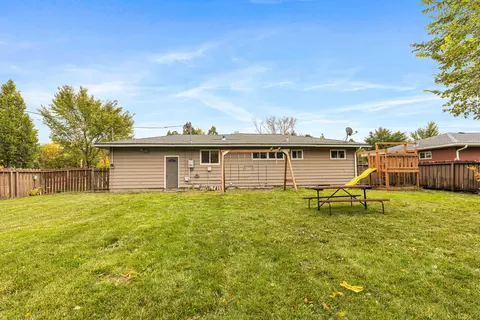 Exterior - 1701 5th St S, Fargo, ND 58103 photo 4 of 8