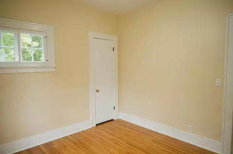 Bedroom - 405 6th St, Jackson, MN 56143 photo 6 of 9