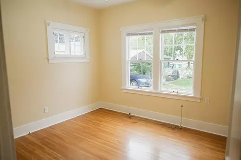 Bedroom - 405 6th St, Jackson, MN 56143 photo 1 of 9