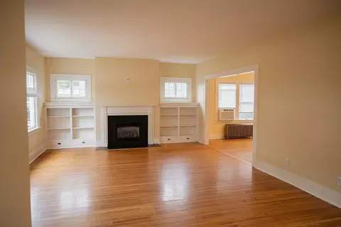 Living - 405 6th St, Jackson, MN 56143 photo 3 of 12