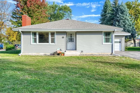 830 5th St W, Hastings, MN 55033