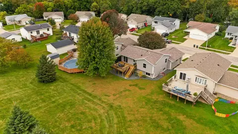 View/Area - 4640 Ruby Ln NW, Rochester, MN 55901 photo 3 of 8