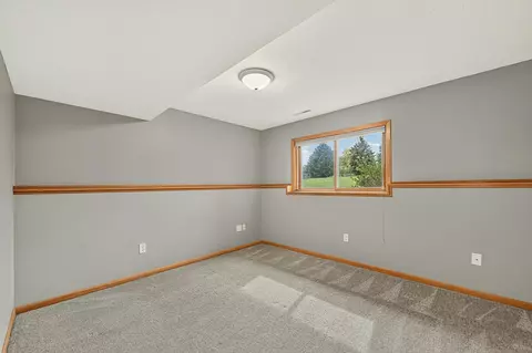 Bedroom - 4640 Ruby Ln NW, Rochester, MN 55901 photo 7 of 8