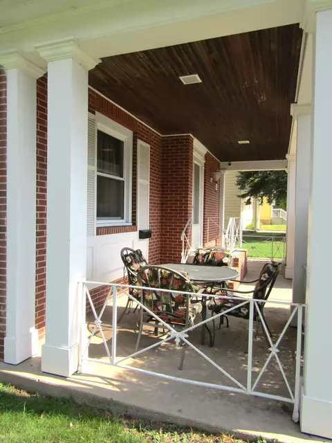 Exterior - 223 E Schlieman Ave, Appleton, MN 56208 photo 5 of 14