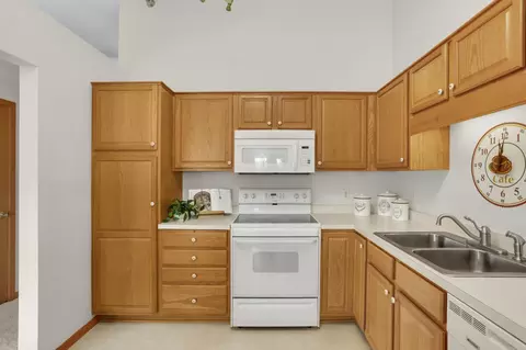 18500 Euclid St #306, Farmington, MN 55024