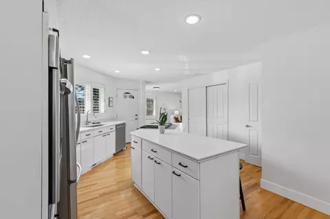 Kitchen - 7132 Glouchester Ave, Edina, MN 55435 photo 5 of 8