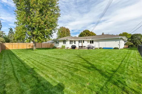 Exterior - 7132 Glouchester Ave, Edina, MN 55435 photo 4 of 6