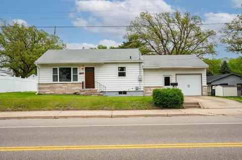 216 2nd Ave N, Waite Park, MN 56387