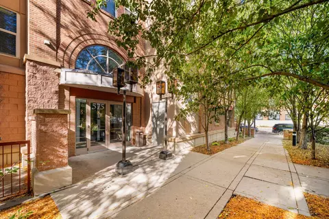 575 N 1st St #404, Minneapolis, MN 55401