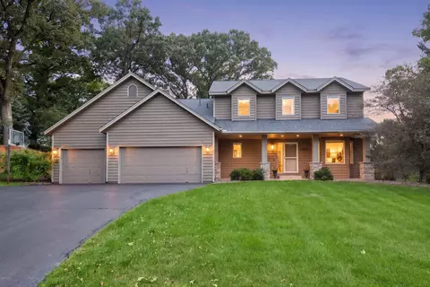 1929 Woodstone Dr, Victoria, MN 55386