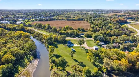 5006 W River Rd NW, Rochester, MN 55901