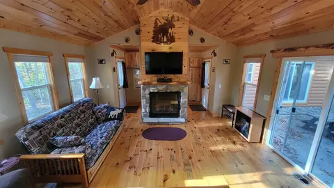 86 Pathfinder Village, Hinckley, MN 55037