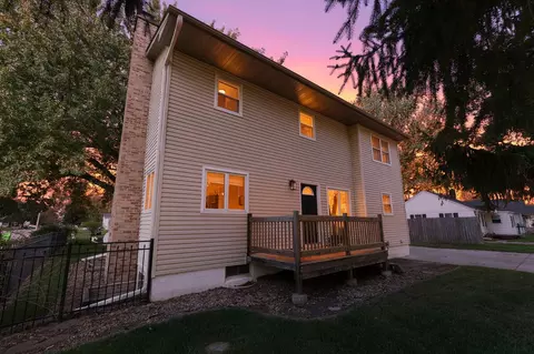 737 S Dakota Ave, New Richmond, WI 54017