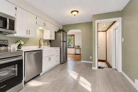 Kitchen - 526 Becker Ave SE, Willmar, MN 56201 photo 2 of 2