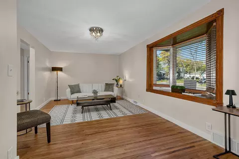 Living - 526 Becker Ave SE, Willmar, MN 56201 photo 2 of 2