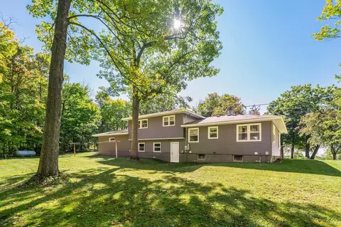 Exterior - 5731 Sunburst Dr, Duluth, MN 55810 photo 5 of 6