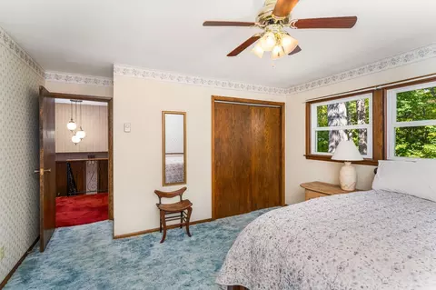 Bedroom - 5731 Sunburst Dr, Duluth, MN 55810 photo 5 of 6