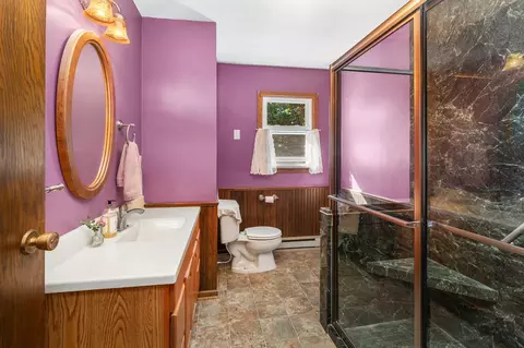 Bath - 5731 Sunburst Dr, Duluth, MN 55810 photo 3 of 5
