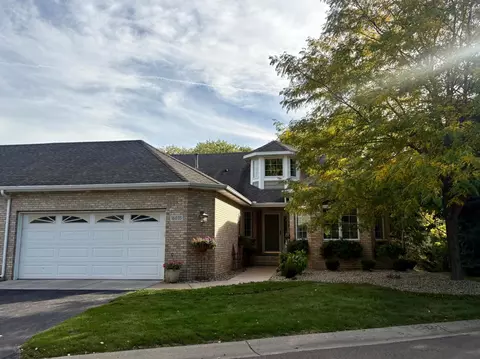 16035 38th Ave N, Plymouth, MN 55446