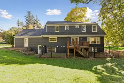 18930 Azure Rd, Deephaven, MN 55391 photo 2