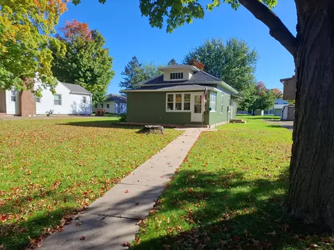 Exterior - 625 N Section Ave, Spring Valley, MN 55975 photo 1 of 7