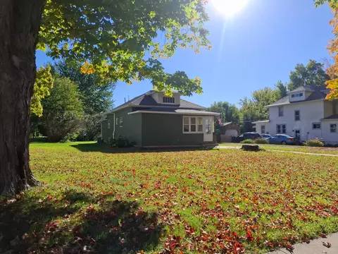 Exterior - 625 N Section Ave, Spring Valley, MN 55975 photo 5 of 7