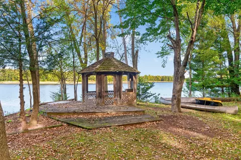 7694 89th Ave SE, Clear Lake, MN 55319