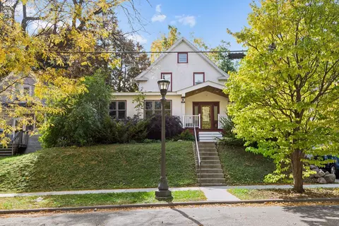 314 Baker St W, Saint Paul, MN 55107