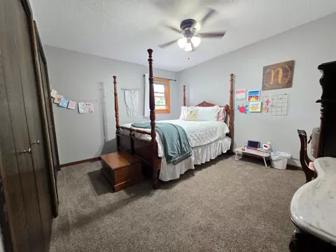 Bedroom - 330 9th St NW, Plainview, MN 55964 photo 3 of 10