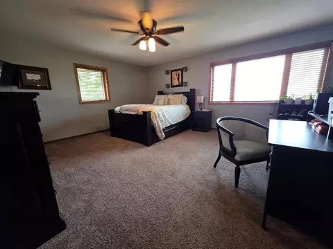 Bedroom - 330 9th St NW, Plainview, MN 55964 photo 1 of 10