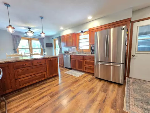 Kitchen - 330 9th St NW, Plainview, MN 55964 photo 7 of 8