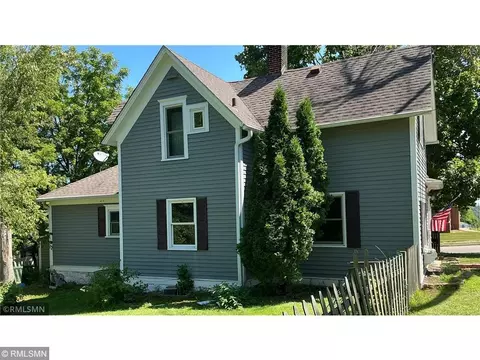 704 Mulberry St W, Stillwater, MN 55082
