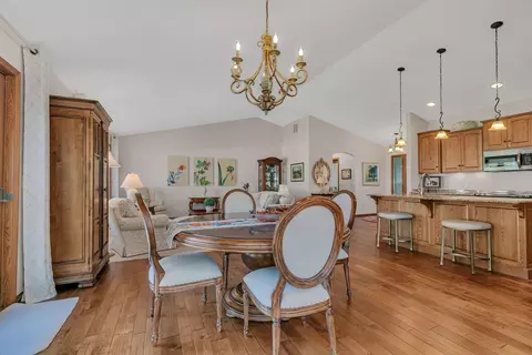 Dining - 5723 Glenview Ln, Saint Cloud, MN 56303 photo 5 of 5