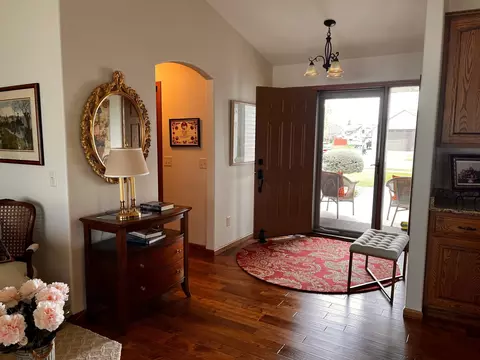 Entry Way - 5723 Glenview Ln, Saint Cloud, MN 56303 photo 1 of 2