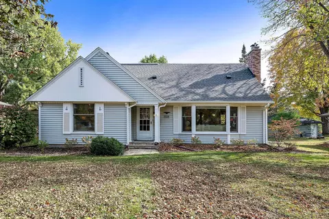 2631 Burd Pl, Saint Louis Park, MN 55426