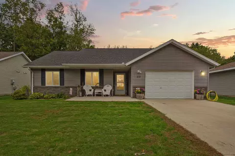 214 Rogers St, Mankato, MN 56001