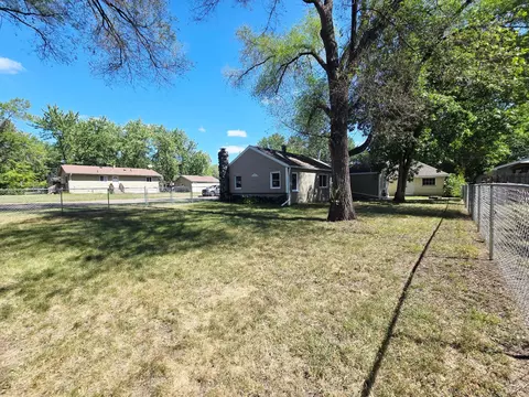 Exterior - 1202 11th Ave SE, Saint Cloud, MN 56304 photo 4 of 7