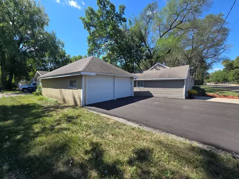 Exterior - 1202 11th Ave SE, Saint Cloud, MN 56304 photo 2 of 7