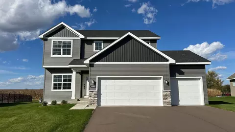 1489 Raccoon Ln, New Richmond, WI 54017