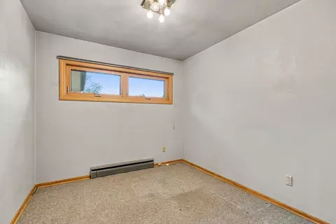 Bedroom - 824 Brown St, Jackson, MN 56143 photo 9 of 10