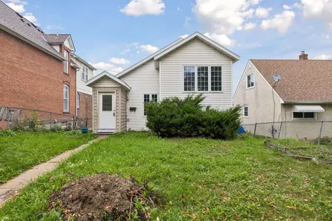 297 Morton St E, Saint Paul, MN 55107